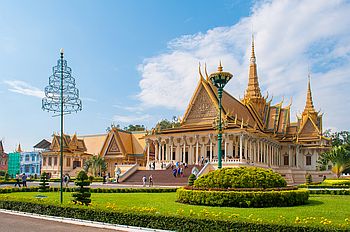 In Phnom Penh am K�nigspalast und der Silberpagode