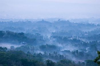 Sonnenaufgang �ber dem Borobodur-Tempel