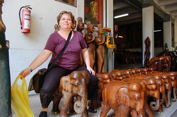 Holzschnitzerei in Chiang Mai